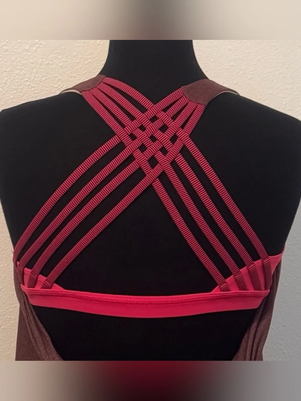 Lululemon Wild Tank Top 2-in-1 Heathered Black Cherry Coral Size 8 Built-In Bra